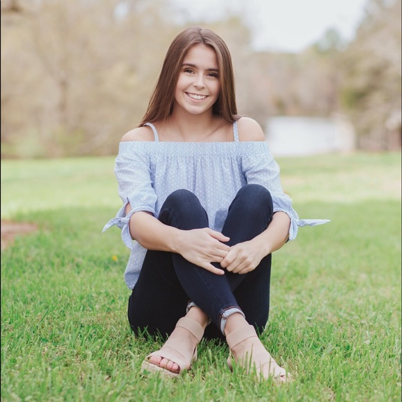 chloe_burdette